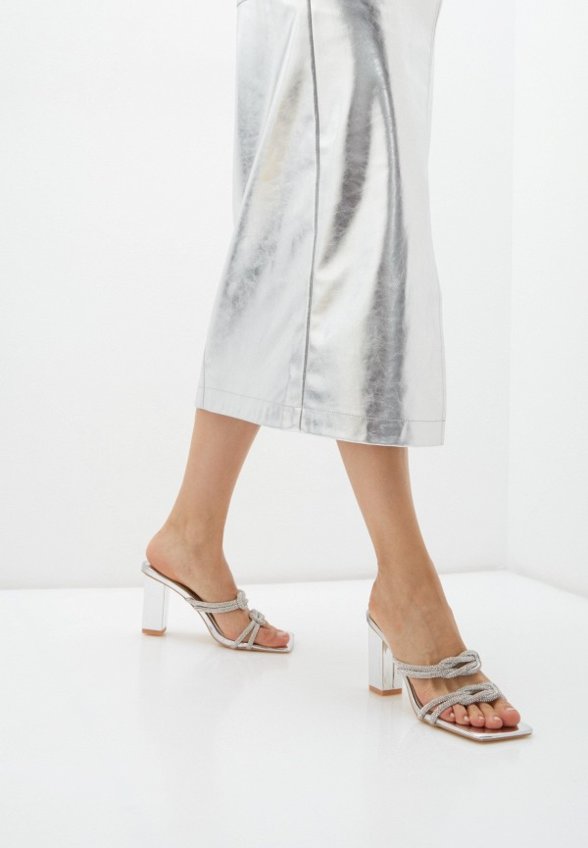 Сабо Public Desire