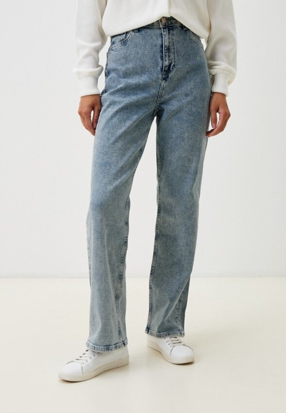 Джинсы Lacoste