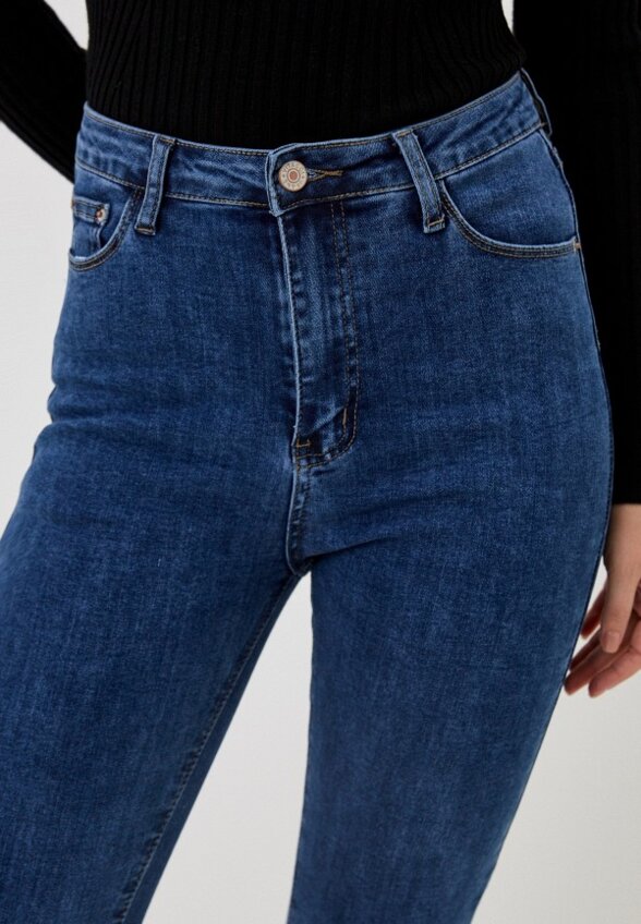 Джинсы Vitacci