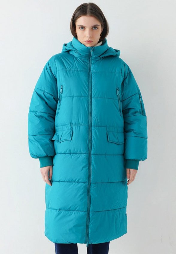 Пуховик Lilly Bennet