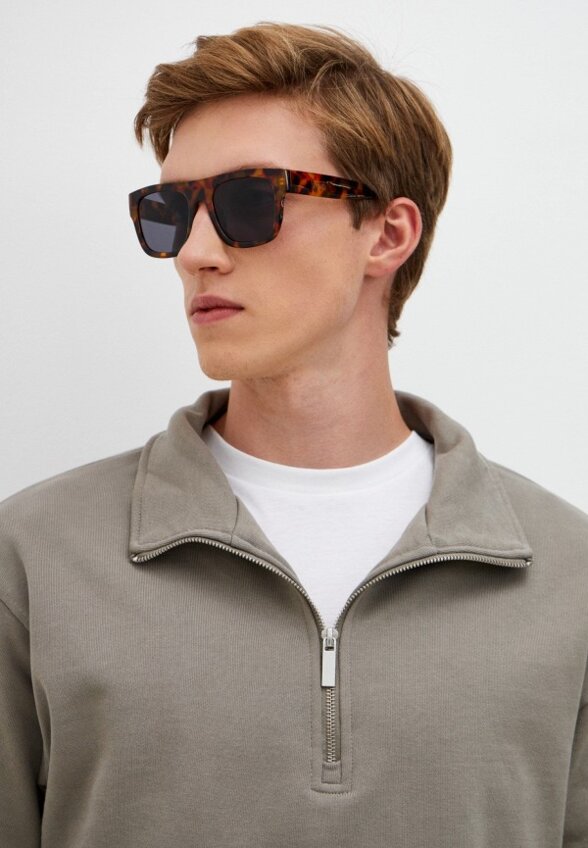 Очки солнцезащитные Vans