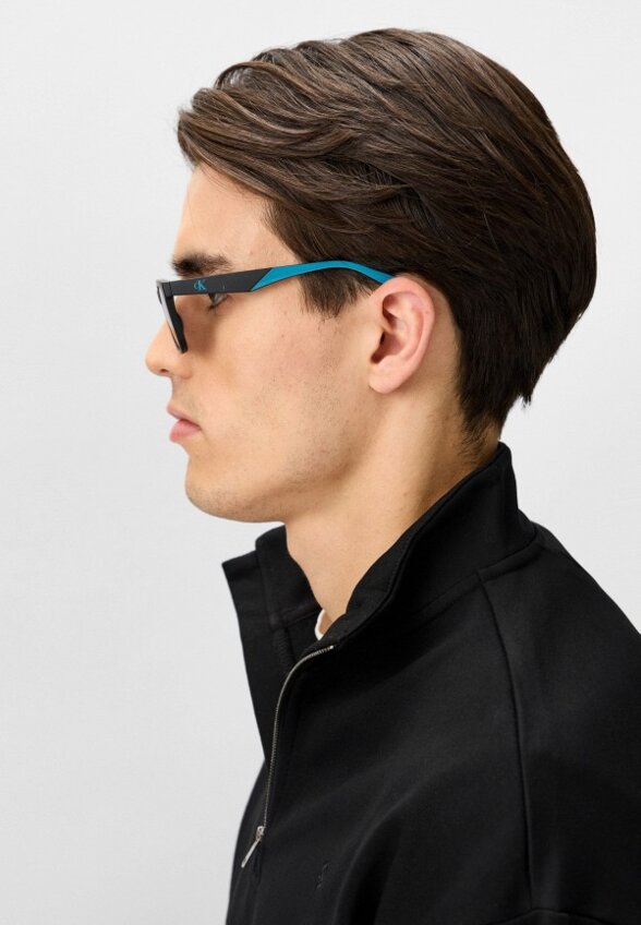 Очки солнцезащитные Calvin Klein Jeans