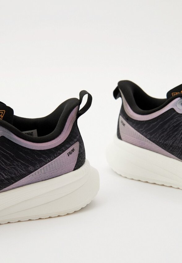 Кроссовки Peak
