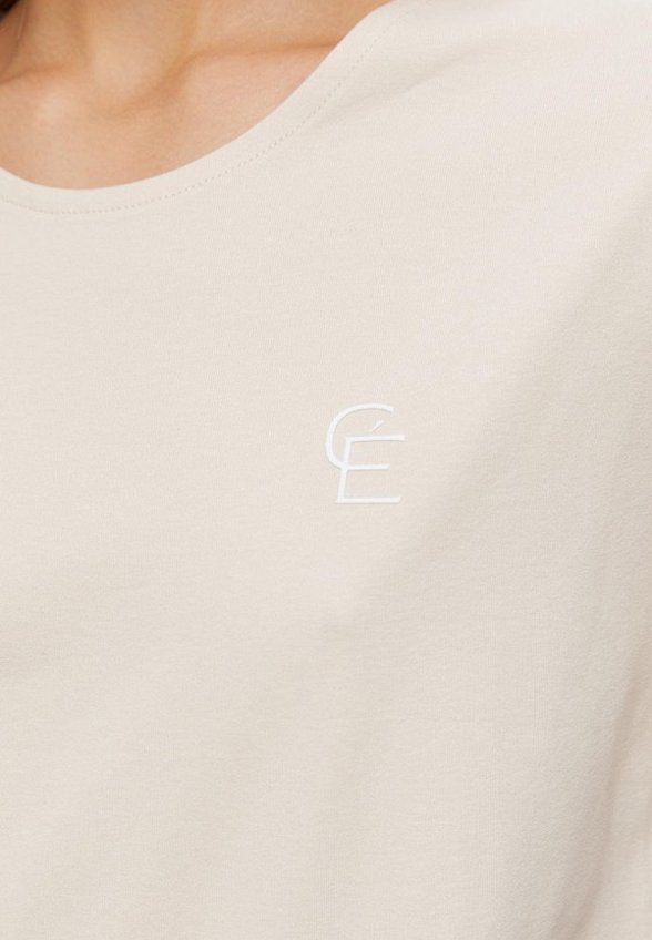 Футболка Coshene