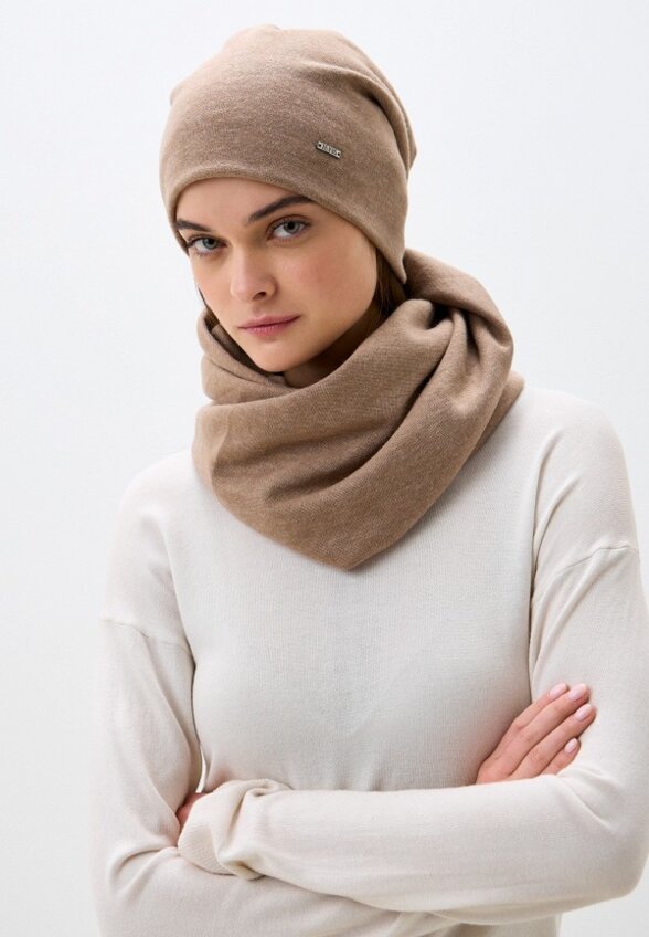 Шапка и снуд Havvs