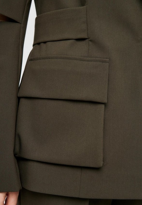 Костюм Arianna Afari