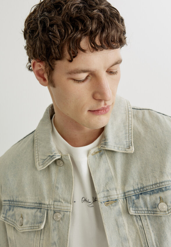 Джинсовая куртка из коллекции ART PEOPLE с Алексеем Ланцевым