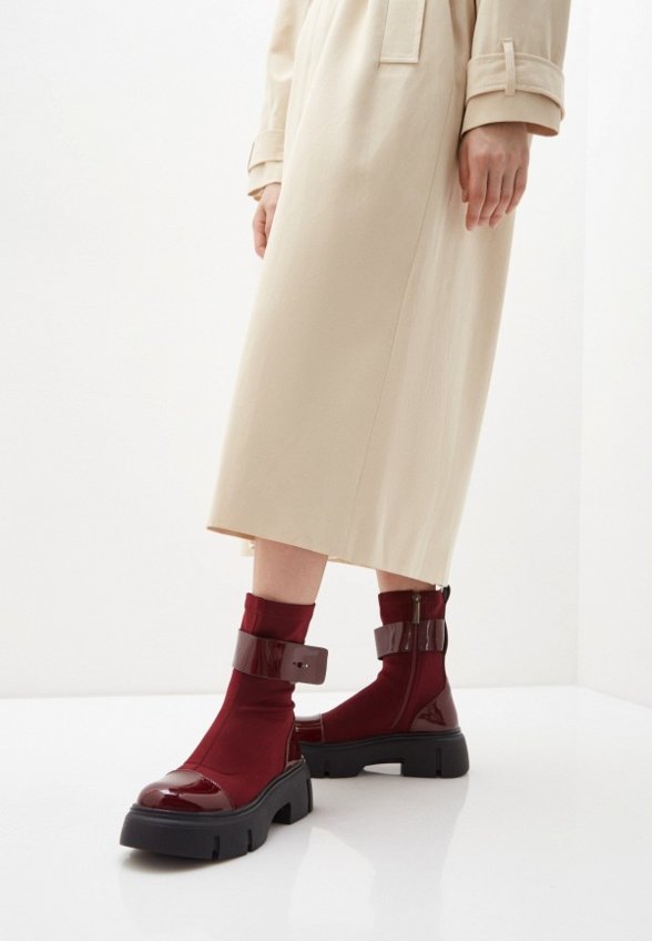 Полусапоги Vivian Royal