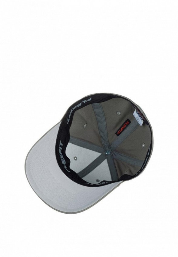 Бейсболка Flexfit