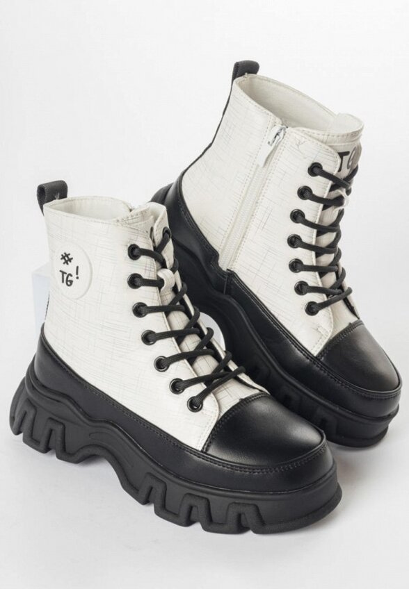 Ботинки Tikkago