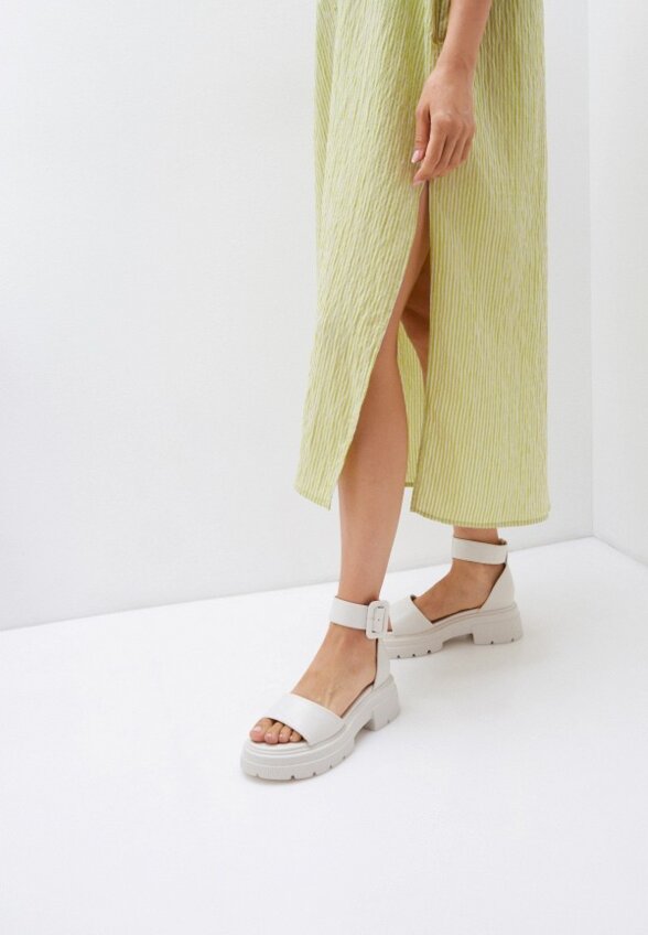 Босоножки Araz