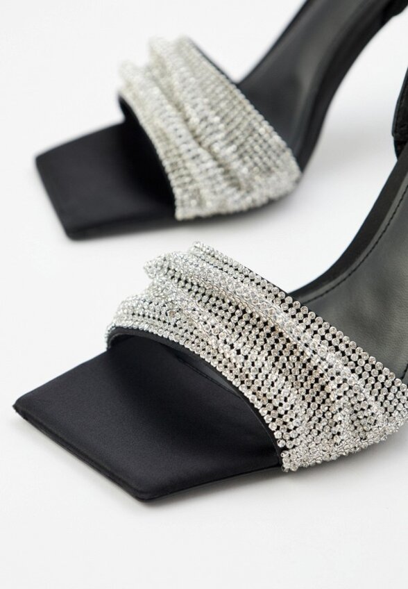 Босоножки Mango