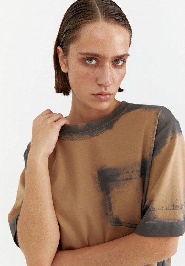 Футболка M.Reason