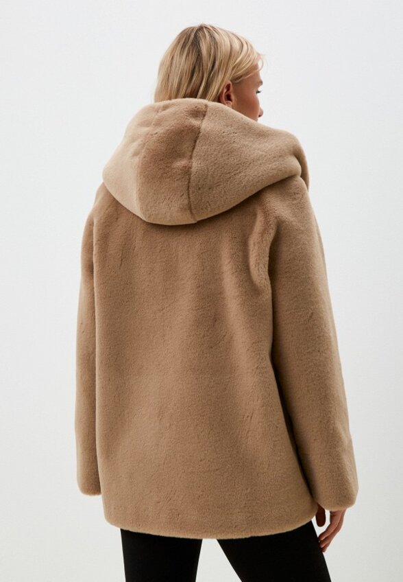 Пальто меховое La Via Estelar