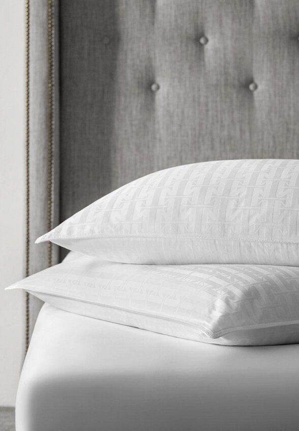 Подушка Togas