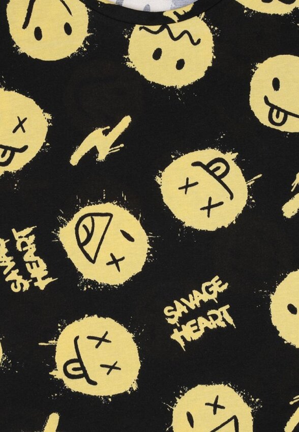 Футболка Апрель