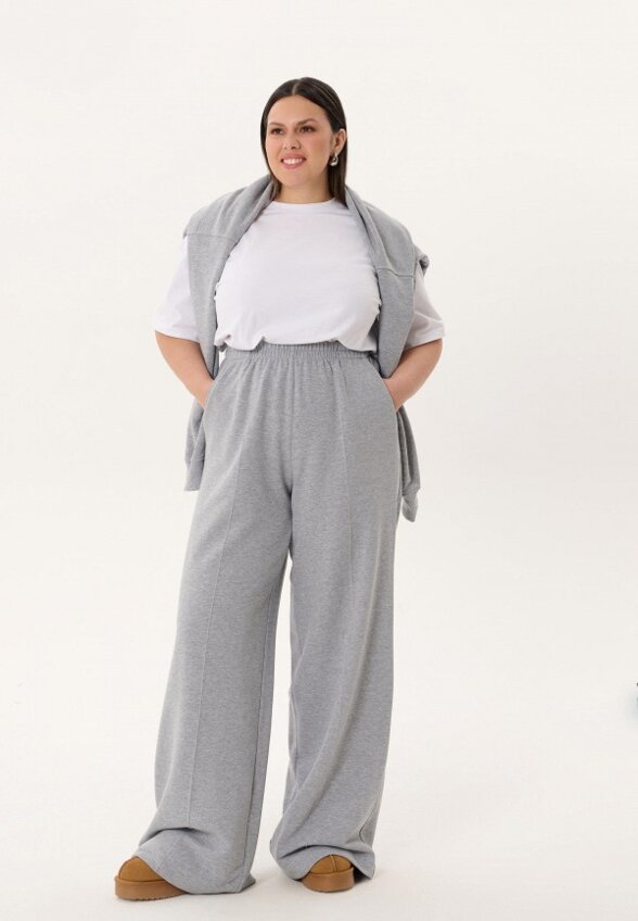 Свитшот Manelia