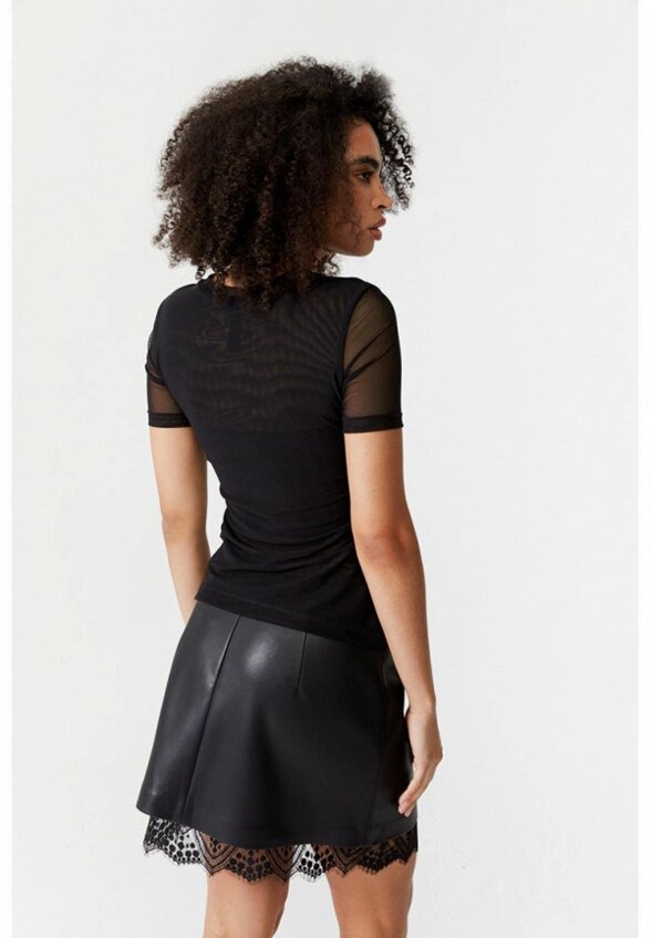 Футболка M.Reason