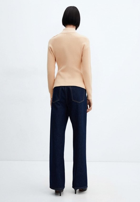 Водолазка Mango