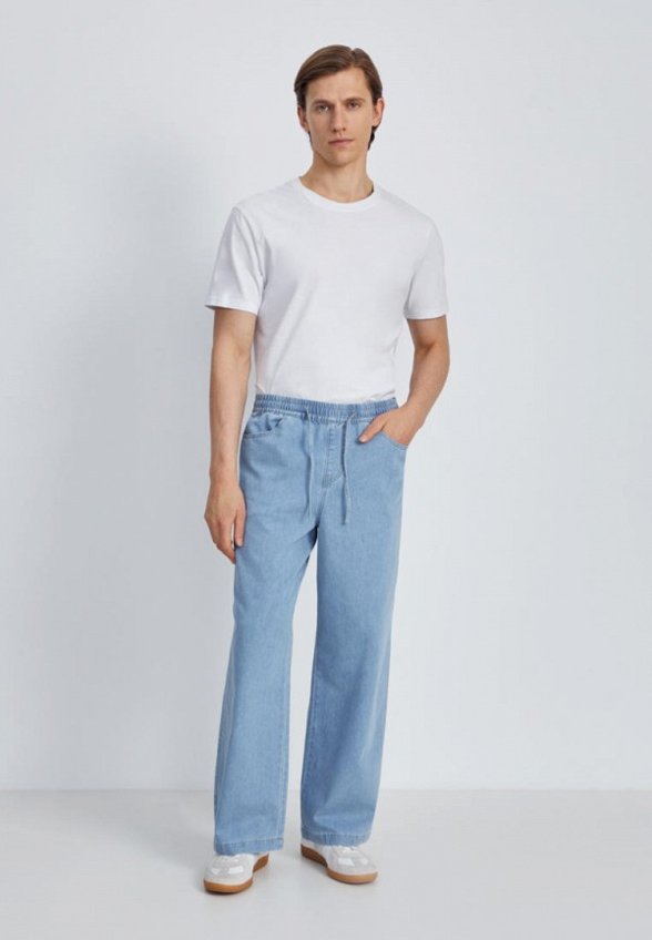 Джинсы Finn Flare