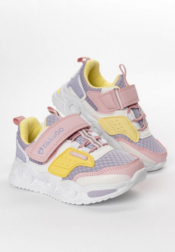 Кроссовки Tikkago