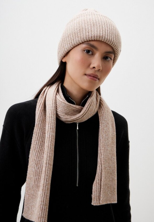 Шапка и шарф Ferz