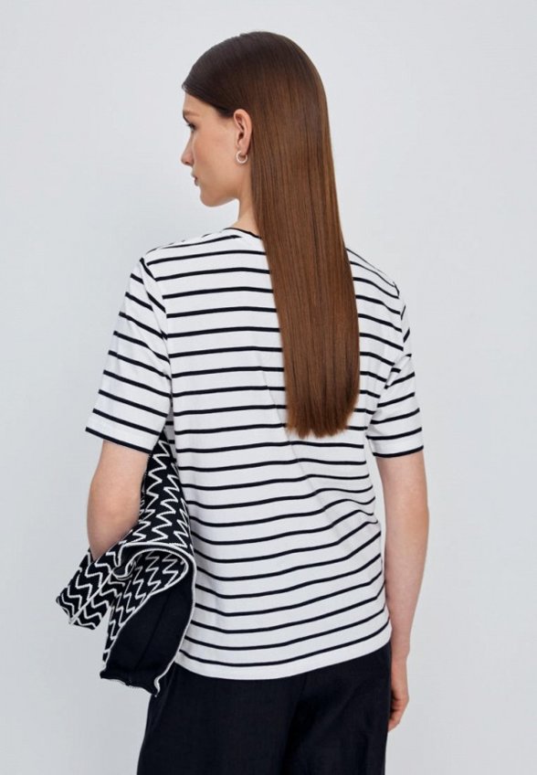 Футболка Finn Flare