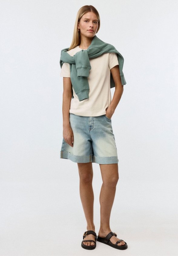 Футболка Sela