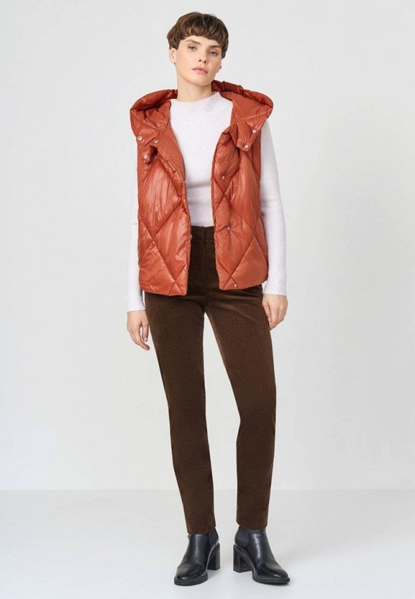 Жилет стеганый Baon