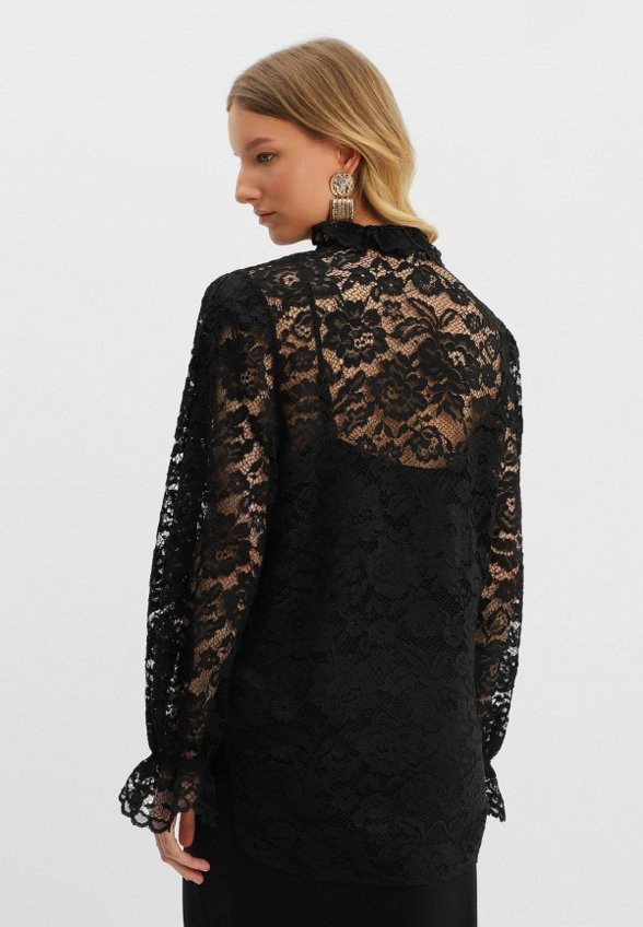 Блуза Lilly Bennet