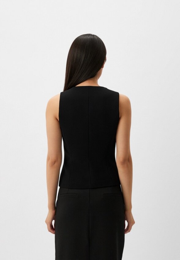 Жилет Caractere