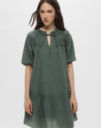 Платье H&M женщинам