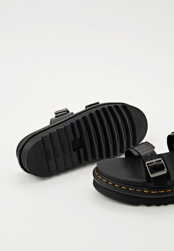 Сабо Dr. Martens