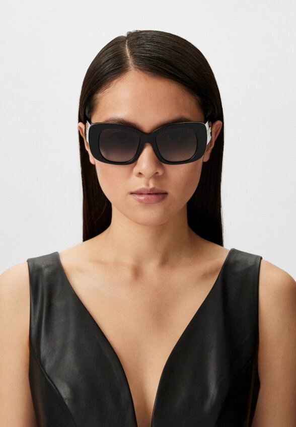 Очки солнцезащитные Burberry