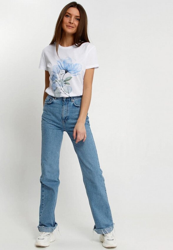 Футболка Апрель