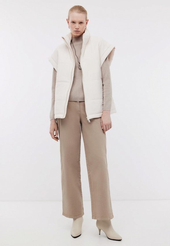 Жилет утепленный Baon