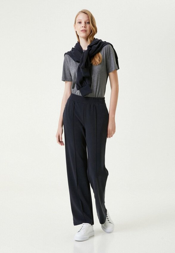 Брюки спортивные Club