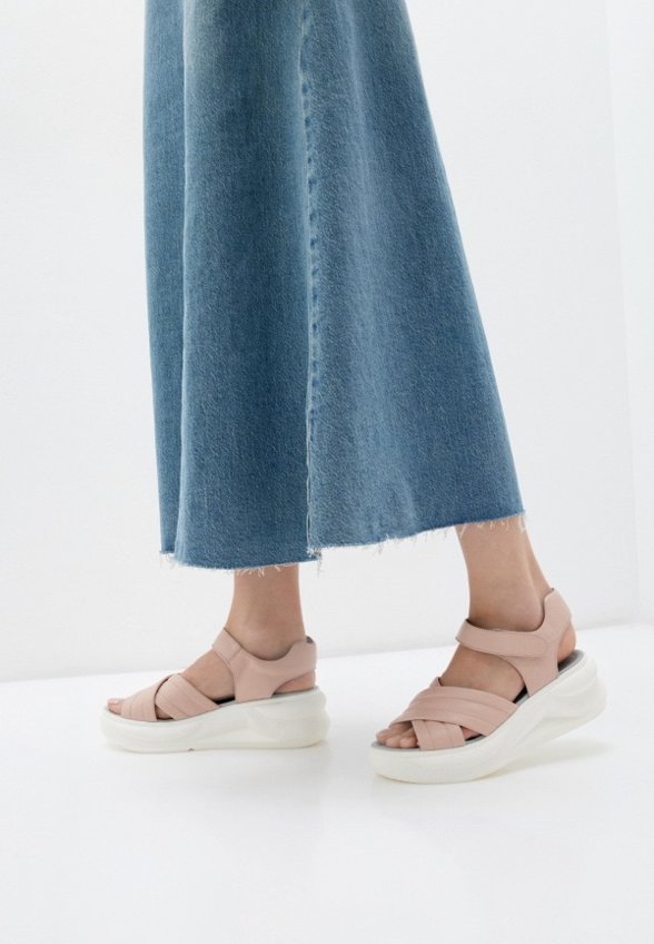 Босоножки Dakkem