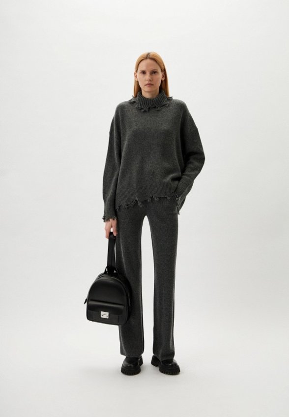 Свитер Addicted