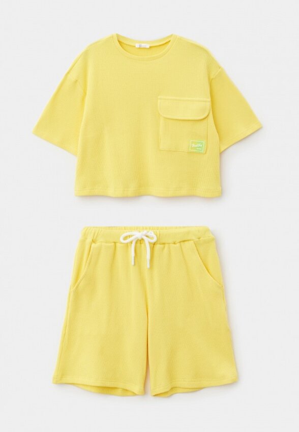 Футболка и шорты Карамелли