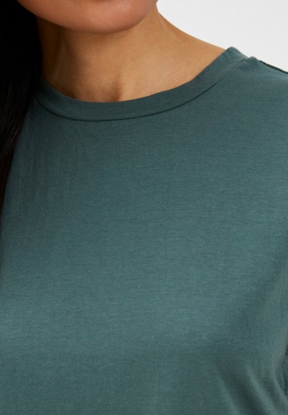 Футболка Trendyol