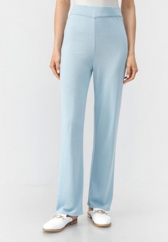 Костюм вязаный Vivawool