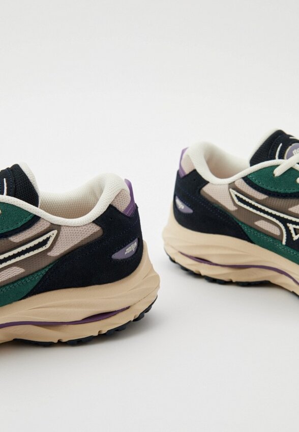 Кроссовки Mizuno