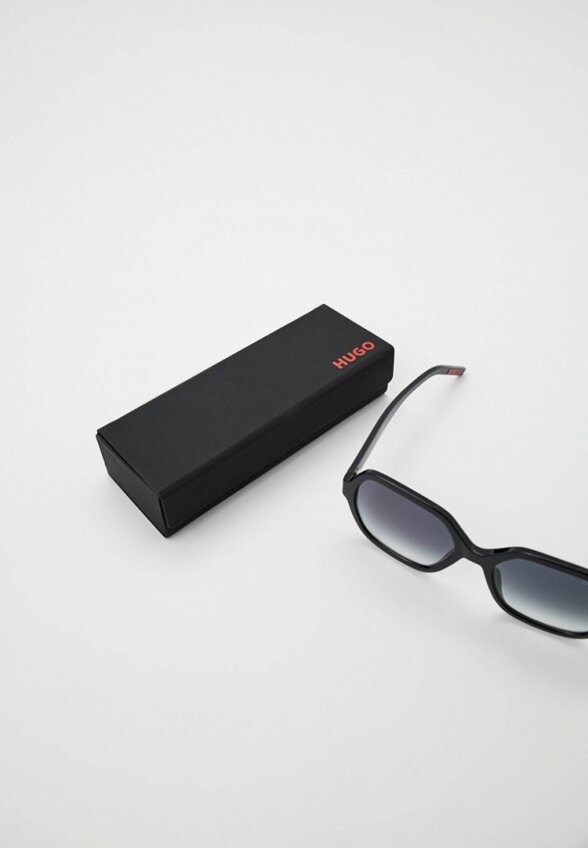 Очки солнцезащитные Hugo