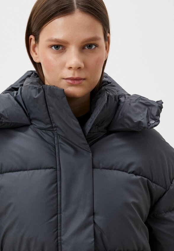 Пуховик b.young