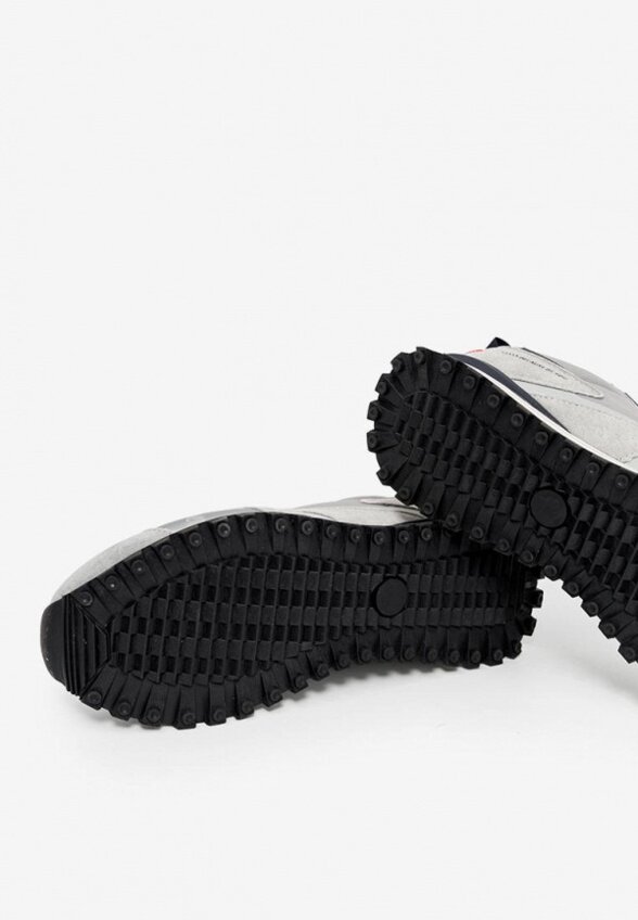 Кроссовки Baasploa