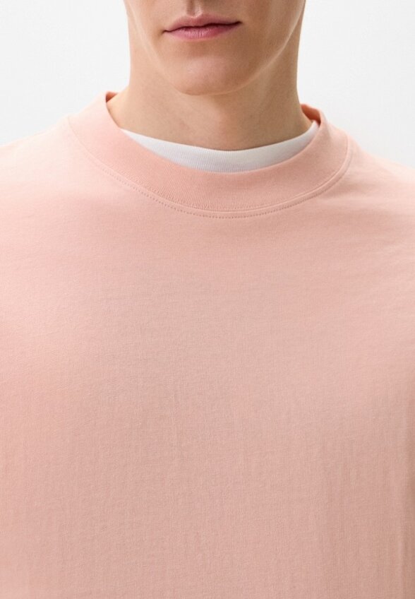 Футболка Deeluxe