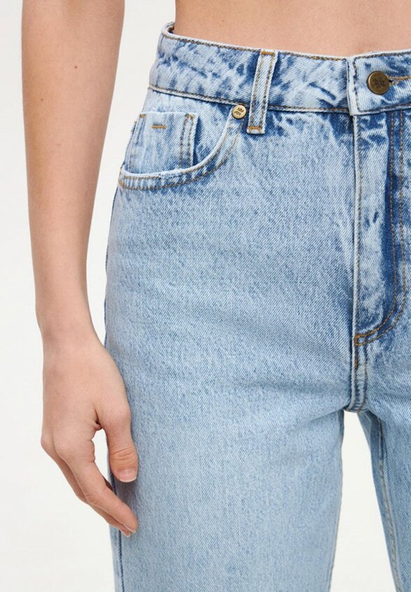 Джинсы Shi-shi