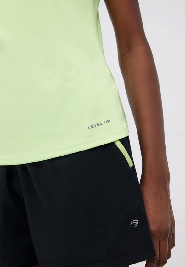 Футболка спортивная Baon