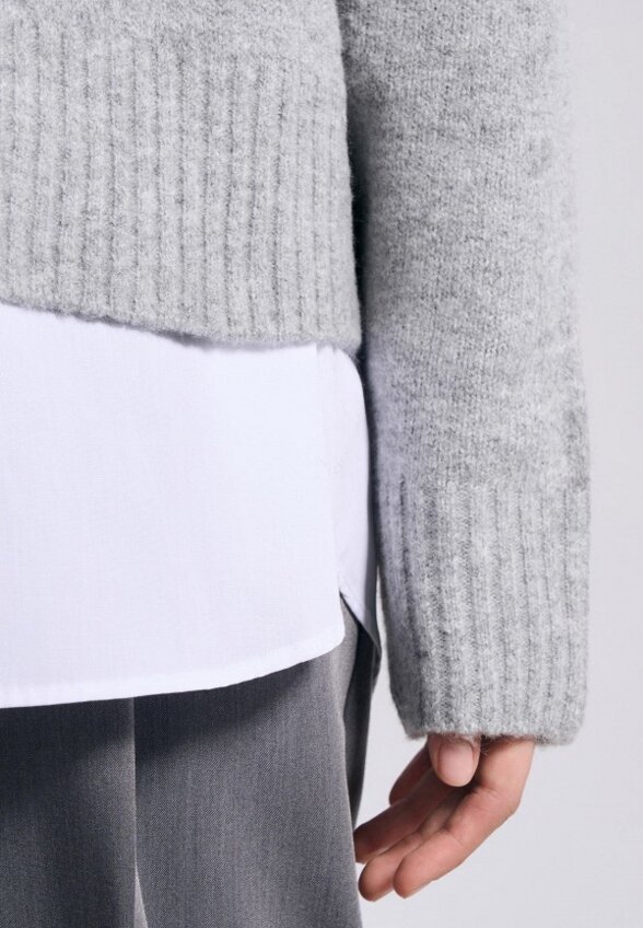 Пуловер Твое